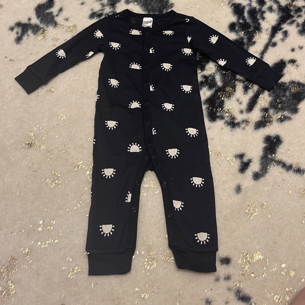Black and white sun romper
